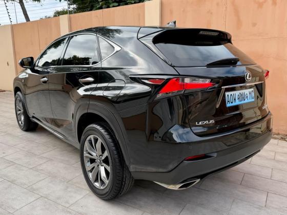 LEXUS NX 200T 2.0cc Turbo