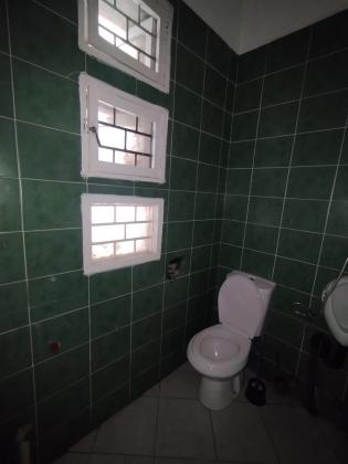 Arrenda-se flat T2 tipo geminada no 1⁰ andar com terraco privado - B. CENTRAL