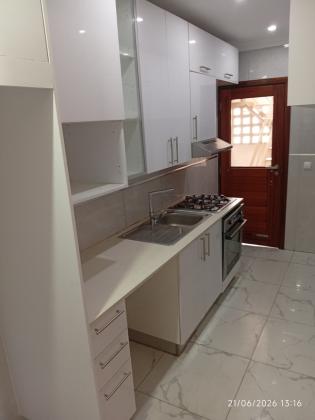 Vende-se Apartamento T3 no Condomínio Lua e Mar_Bairro Costa do Sol