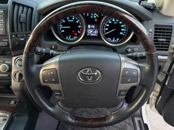 TOYOTA LAND CRUISER PRADO 2.8 Diesel V8 2015