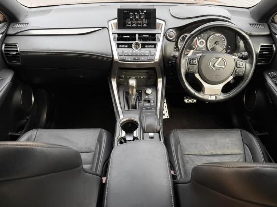 LEXUS NX 200T 2.0cc Turbo