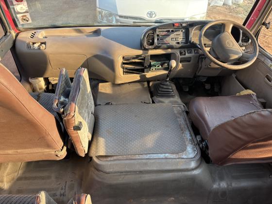 Toyota Coaster Manual