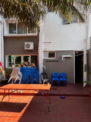 Arrenda-se moradia T5 (2 suites) climatizada com anexo - COOP