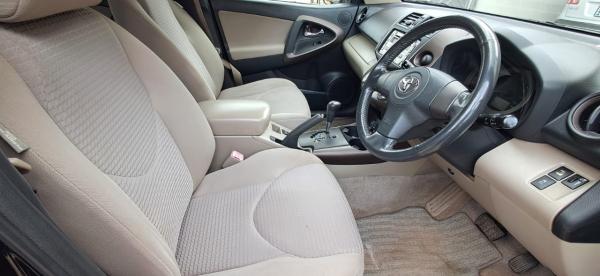 TOYOTA VANGUARD 2.4 4x4