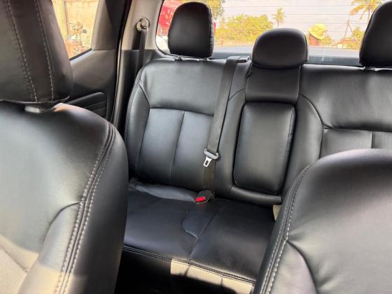 MITSUBISHI TRITON L200 2.5cc 4x4 MANUAL