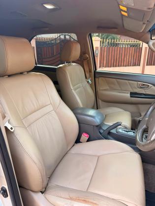 TOYOTA HILUX FORTUNER 3.0cc 4x4 AUTOMÁTICO