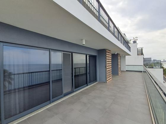 Penthouse T6 com piscina e vista ao mar - MARESIAS