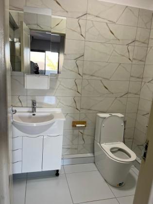 Arrenda-se flat T2 suite com vista ao mar - AV. JULIUS NYERERE