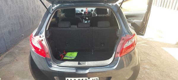 MAZDA DEMIO 1.3cc SkyActiv i-stop 2012