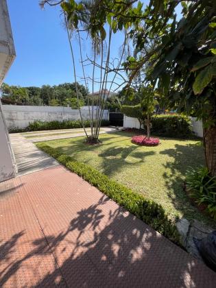 Arrenda-se Moradia T4 na Sommershield_Rua Pereira Marinho