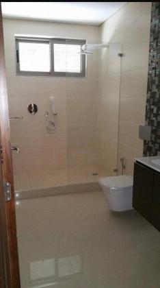 Arrenda-se flat T3 suite climatizada - SOMMERSCHIELD II