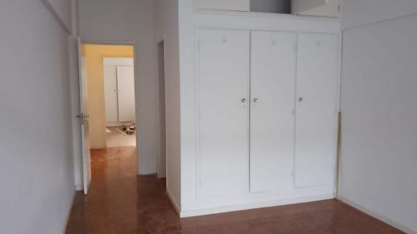 Arrenda-se flat T3 suite no 1⁰ andar - POLANA
