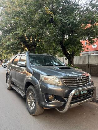 Toyota Fortuner 2014 Manual
