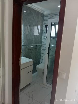 Vende-se Apartamento T3 no Condomínio Lua e Mar_Bairro Costa do Sol