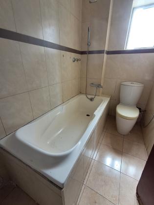 Arrenda-se flat T3 suite com 2 elevadores - POLANA
