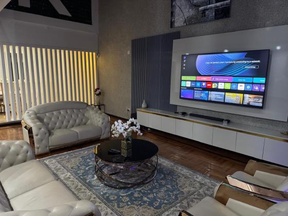 Arrenda-se Moradia Triplex T5 no Bairro Triunfo Novo