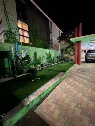 Arrenda-se Moradia Triplex T5 no Bairro Triunfo Novo