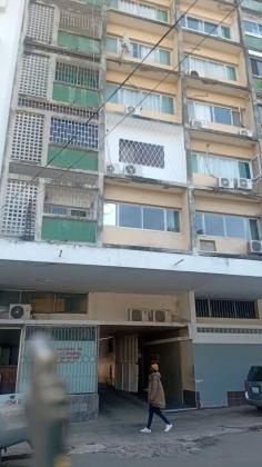 Vende-se Apartamento T2 no Bairro Central_Proximo ao Comando da Cidade
