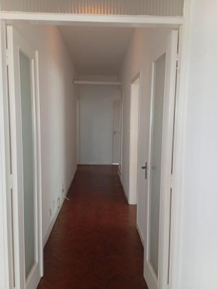 Arrenda-se flat T4 climatizada com vista ao mar - POLANA