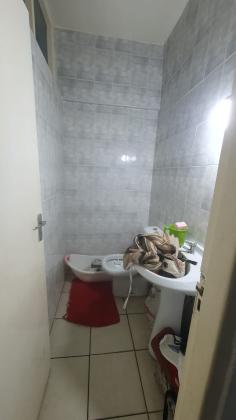 Arrenda-se Flat T3 climatizada no 3⁰ andar e ultimo com anexo - ALTO MAE
