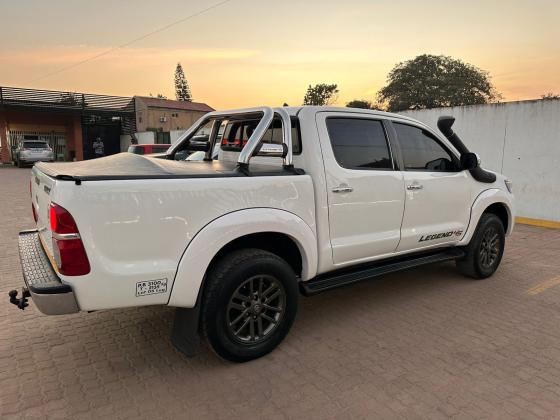 TOYOTA HILUX LEGEND 45 3.0 D4D MANUAL 4X4