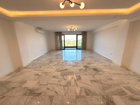 Arrenda-se flat T3 com piscina campo de basket - PALMAR