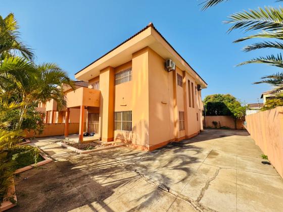 Arrenda-se Moradia Duplex T3 no Bairro Triunfo Velho