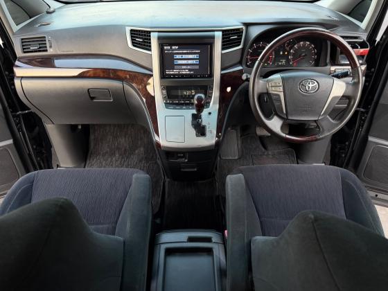 TOYOTA VELLFIRE Z PLATINUM 2012 2.4cc RÉCEM CHEGADO