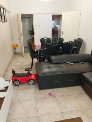 Arrenda-se Flat T3 climatizada no 3⁰ andar e ultimo com anexo - ALTO MAE