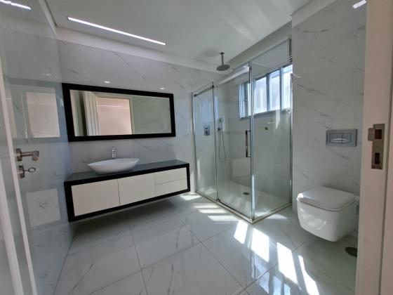 Arrenda-se Moderno Apartamento T4 no Prédio Zen_Av. Marginal