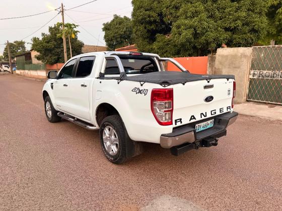 FORD RANGER LIMITED 3.2cc 4x4 2013