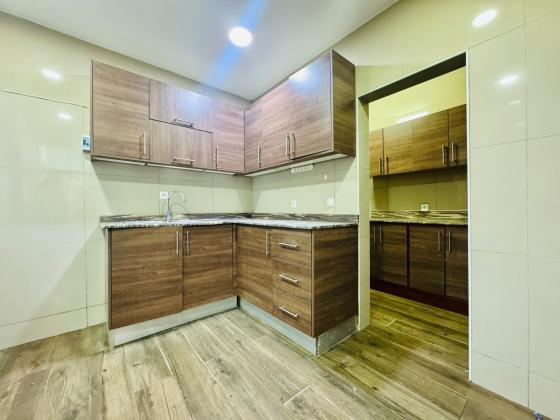 Vende-se Moradia/Geminada T3 no Bairro Triunfo
