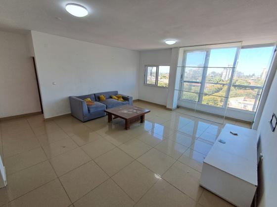Arrenda-se flat T3 suite com 2 elevadores - POLANA