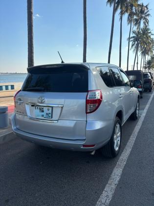 Toyota Vanguard 2009 com Sunroof