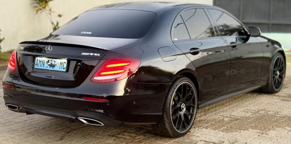 MERCEDES BENZ E200 AMG PACK 2017 2.0cc