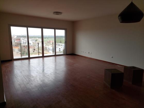 Arrenda-se Apartamento T3 no Prédio Open_Dona Alice