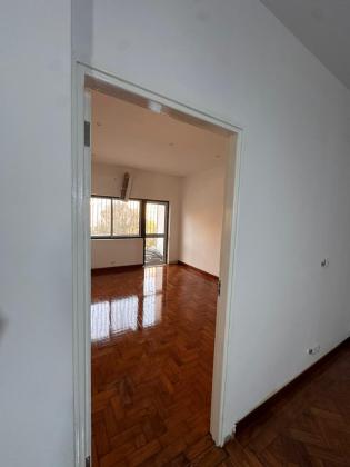 RECEM REABLITADA - vende-se flat T2 - B. CENTRAL
