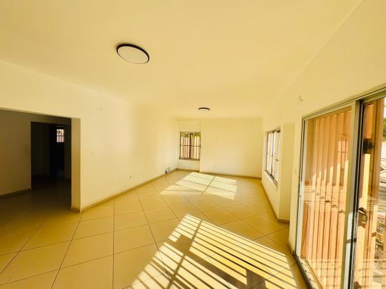 Arrenda-se Moradia Duplex T3 no Bairro Triunfo Velho