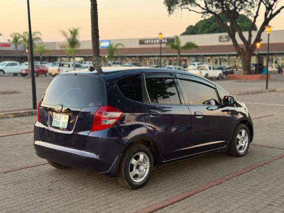 HONDA FIT 1.3cc 2008/9