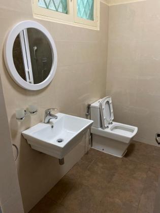 Vende-se flat T3 no 1⁰ andar - MALHANGALENE