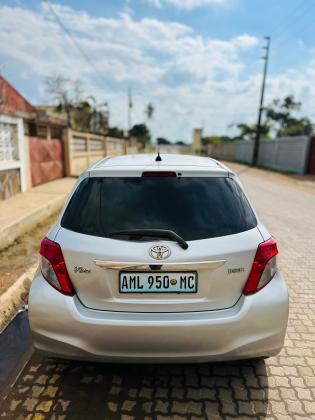 Toyota Vitz 2012