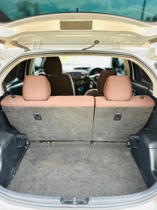 Toyota Vitz 2012