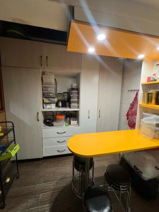 Vende-se com exclusividade Moradia Gêmea T5+1 reabilitada