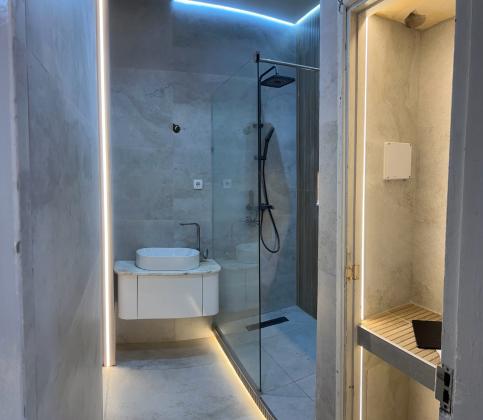Arrenda-se Apartamento T2  moderno no 8° andar num predio alto