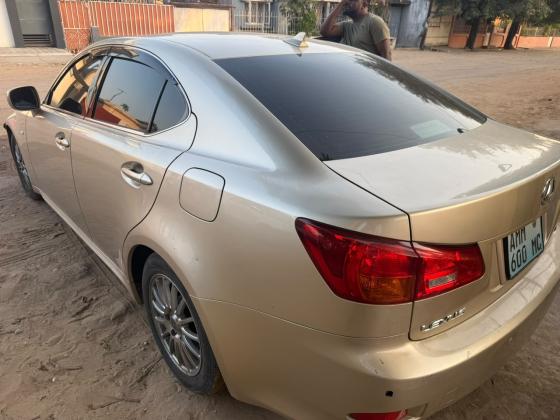 Lexus IS250