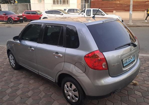 Mazda Verisa