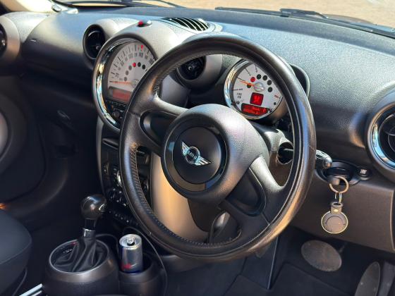 MINI COOPER COUNTRYMAN