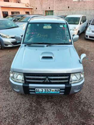 Mitsubishi Pagero Mini