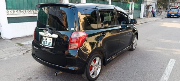 Toyota Ractis 2007