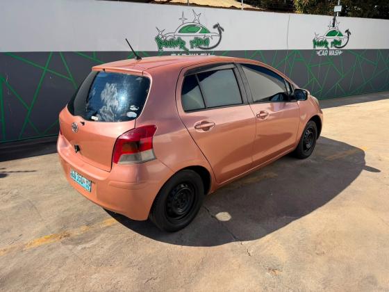 Toyota Vitz 1.3cc